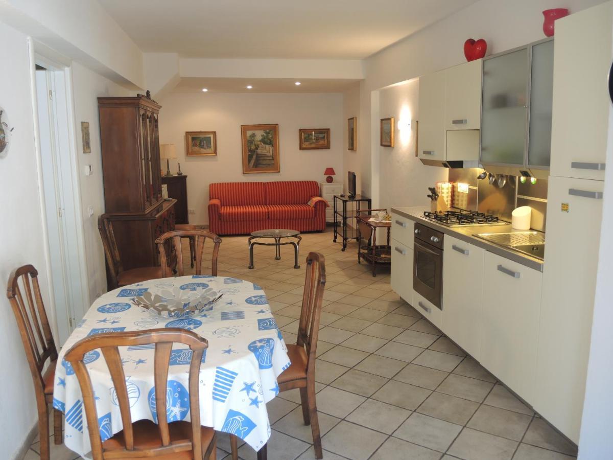Gli Archi nel Golfo Appartamento San Terenzo Esterno foto